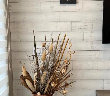 Dysart et al Villa | The Luxe Lodge