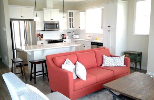 Osoyoos Cottage | The Mallard - Waterfront Cottage with Pool Table and Boat Slip!