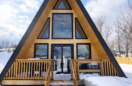 Victoria Subd. A Ski Chalet | The Peaks of Ingonish luxury chalet with Hot Tub