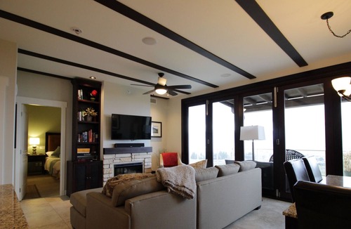 Osoyoos House | The Residences at Spirit Ridge (access to Pools) Monthly winter rental available
