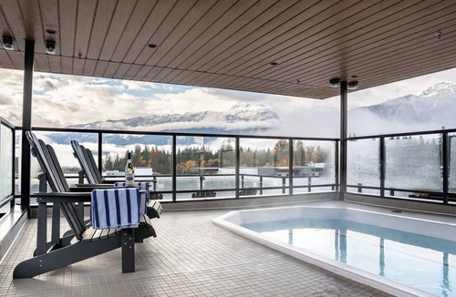 Revelstoke Condo | The Summit - 3 Bedroom Penthouse|Roof Top Hot Tub
