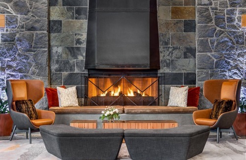 Whistler Village Apartment | The Westin Resort & Spa, Whistler