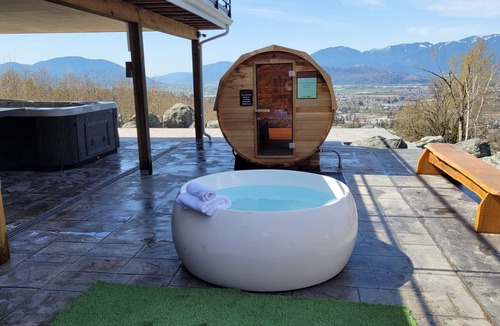 Promontory Villa | #TheMonopolyHouse-Private acreage/Bar/Arcade/Gym/HotTub/Sauna/Sports court/golf