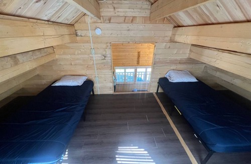 Seguin Cottage | This cottage is a 1 bedroom(s), 1 bathrooms, located in Parry Sound , on.