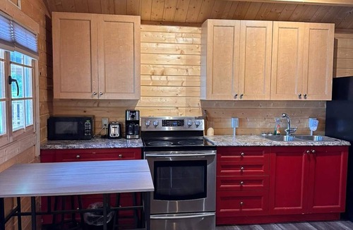 Seguin Cottage | This cottage is a 3 bedroom(s), 1 bathrooms, located in Parry Sound, , ON .