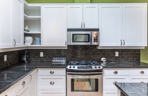Regional District of Nanaimo Cabin | Tide's Reach Cabin: Forest Retreat Only Steps From Rathtrevor Beach