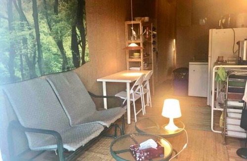 Markdale Cabin | Tiny House Rental in Markdale Perfect for a Couple's Retreat in Ontario