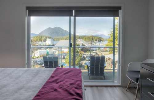 Tofino Hotel | Tofino Resort & Marina