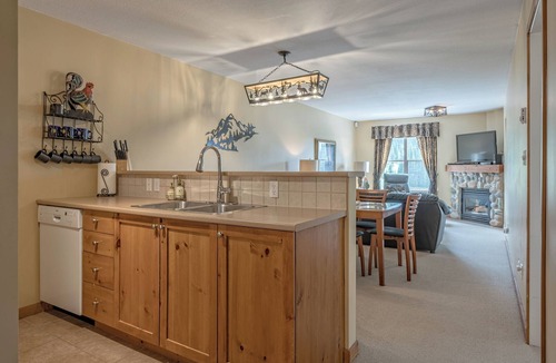 Silver Star Mountain Condo | Top-Floor Quiet Corner Creekside Condo - Mountain Views
