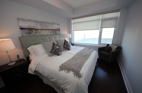 Unionville Condo | Toronto Markham Center & Cineplex entertainment complex
