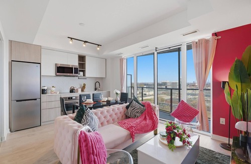 The Queensway Condo | Toronto Skyline View Condo with Parking, Sauna & Gym