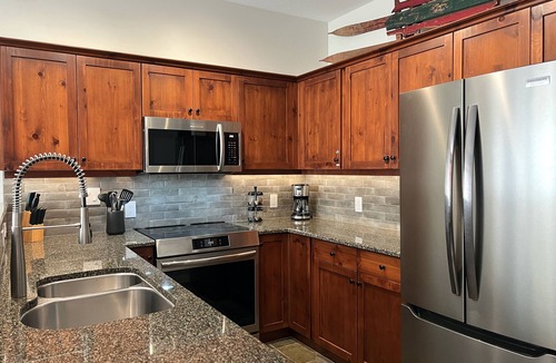 Nordic Estates Condo | Tranquil Whistler Escape Epic Views Ski-In/Ski-Out Hot Tub Fireplaces