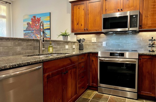 Nordic Estates Condo | Tranquil Whistler Escape Epic Views Ski-In/Ski-Out Hot Tub Fireplaces