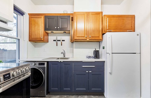 The Beaches House | Trendy Dixon Toronto Escape | Close to the Beach