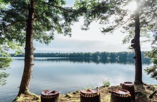 Lunenburg County Cabin | Unique glamping experience - Bunkies on the Lake