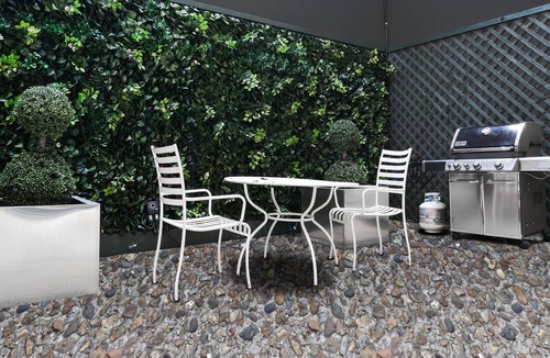 Bloor-Yorkville Apartment | Unrivaled Location on Yorkville Ave 2000 sq.ft -1 BED. Turn key furnished