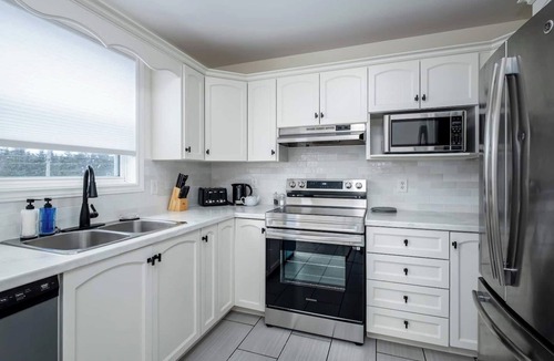 St. John's House | Urban Lofthouse: Your St. John's Getaway