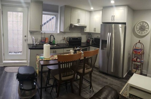 Milton Apartment | Velohome: Lovely 3-Bed, 2-Bath home close to Mattamy National Cycling Centre .