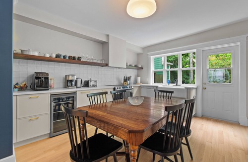 Downtown St. John's House | Victorian Jellybean Gem 3Bd King Main 2.5Ba