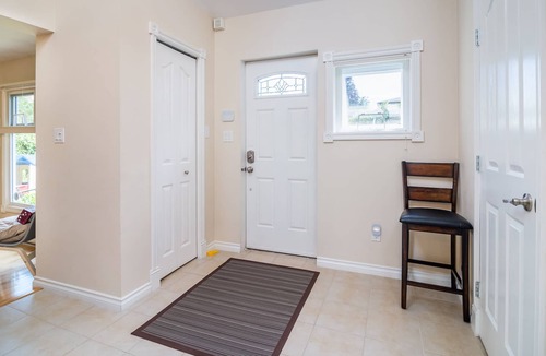 Fairfield House | Wagon house in Cook Street Village