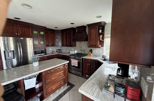 Lower Sumas Mountain House | Walter House | Valley Views, Trails & Mountain
