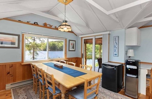 McDougall Cottage | ~Waterfront Cottage in the heart of Parry Sound~