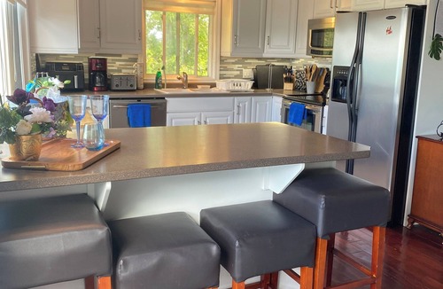 Ashfield-Colborne-Wawanosh Cottage | Waterfront Cottage/Hotub/Outdoor Shower/private sand beach/2pet/2-14+guests