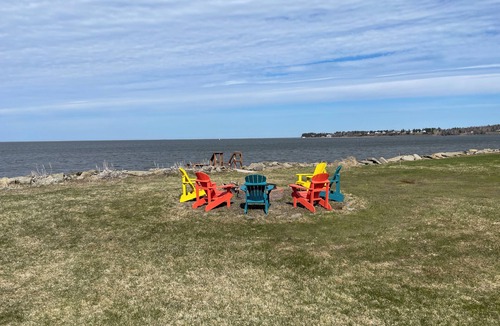 Saint-Joseph-de-Kent House | Waterfront - Cozy Baie Chalet
