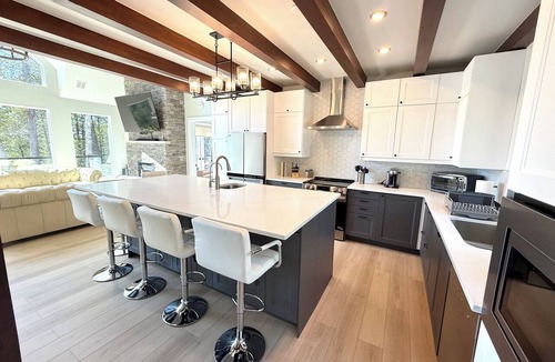 Rideau Lakes Cottage | Waterfront Lake House on the Big Rideau Lake