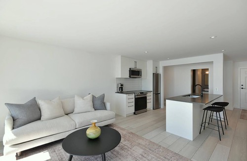 Halfmoon Bay House | Waterfront Serenity on the Sunshine Coast BC* *90 day min rent due to BC Law