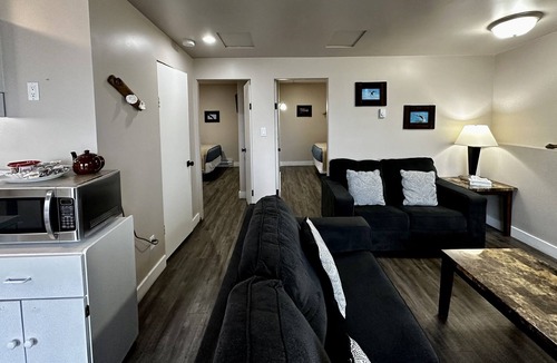 Ucluelet Hotel | West Coast Motel