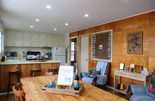 Monetville Cabin | West Nipissing/French River- Beautiful waterfront cabin