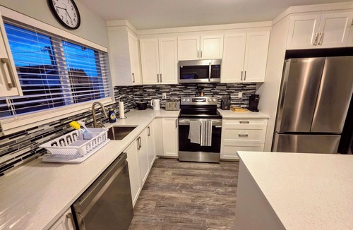 Metro Vancouver Regional District House | Westham Island! A quaint farming locale great for bird watching & lovely walks