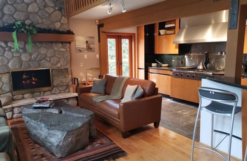 Nordic Estates House | Whistler Mountain Bike Park Ultimate Access.