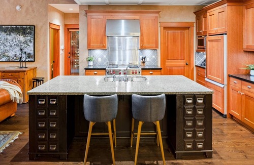 Whistler Ski Chalet | Whistler Post and Beam Luxury Chalet - Close to Village - Long nTerm Rental
