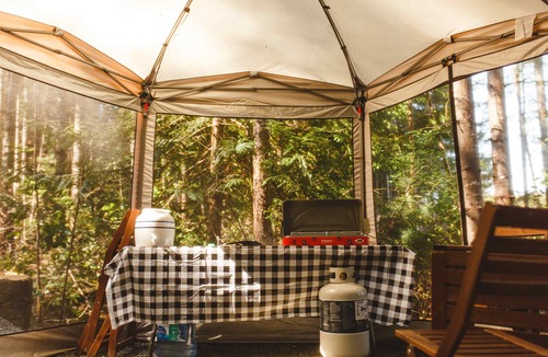 Black Creek RV Rental | White Pine Lake Front Farm Glamping & Sauna Experience