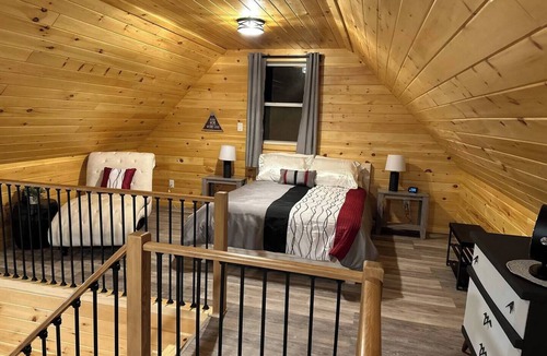Hillsborough Cabin | White Rock Cabin #1nn