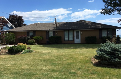 Thamesville House | Winter Rental; Birders' Joy ; Lake Erie Beach Front; Walkers beach; 3 BR/2 Bath