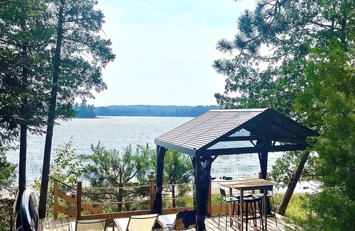Nipissing Cottage | Wolfe Lake Cottage sleeps eight - Nipissing, Ontario, Canada