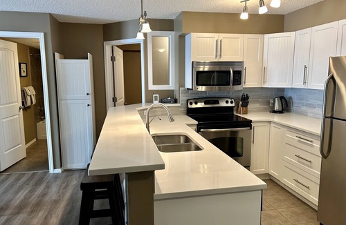 Invermere Condo | Year Round Escape in the Heart of the Rockies!