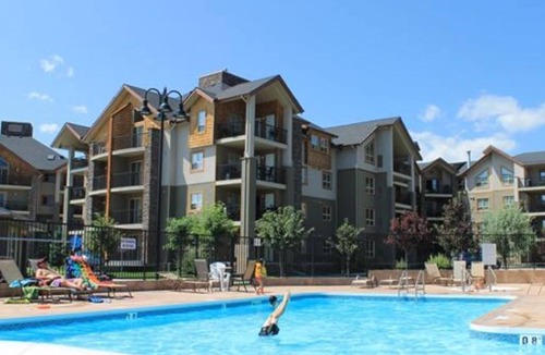 Invermere Condo | Year Round Escape in the Heart of the Rockies!