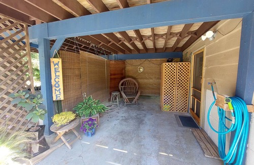 North Oyster House | Yellow Point Country Acres Central Vancouver Island Adventures BnB