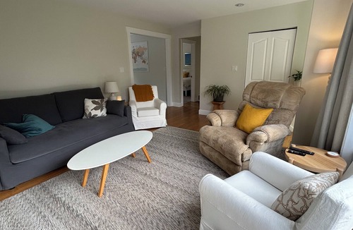 Brackendale House | Your 2-bedroom home near all the trails with Hottub