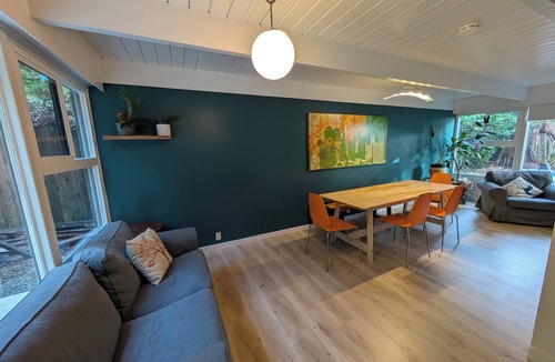 Canyon Heights House | Your Getaway Home in North Vancouver