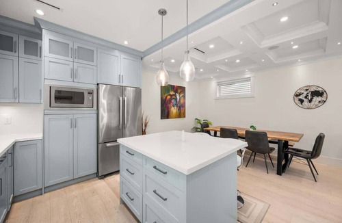 Grandview-Woodland House | Your Next Stay Spacious, Bright & Sophisticated
