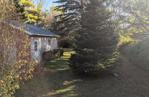 Clarksburg Apartment | Your Thornbury Get-away. A skiers paradise.