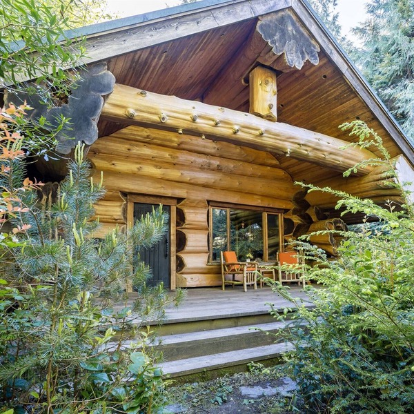Copper Cabin- Hot Tub, Luxury, Romantic
