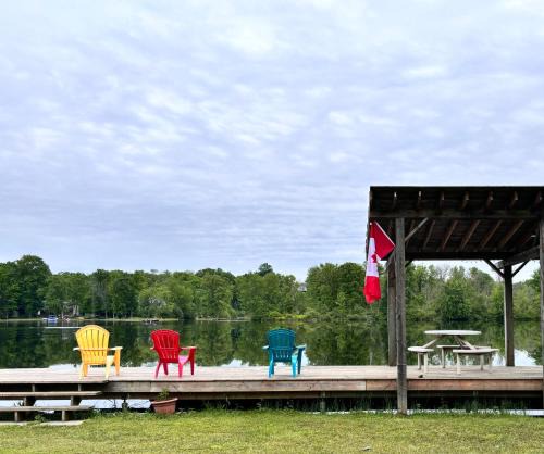 Lakefront Hideaway Resort 10 Total cabins-Lake View, Private Beach