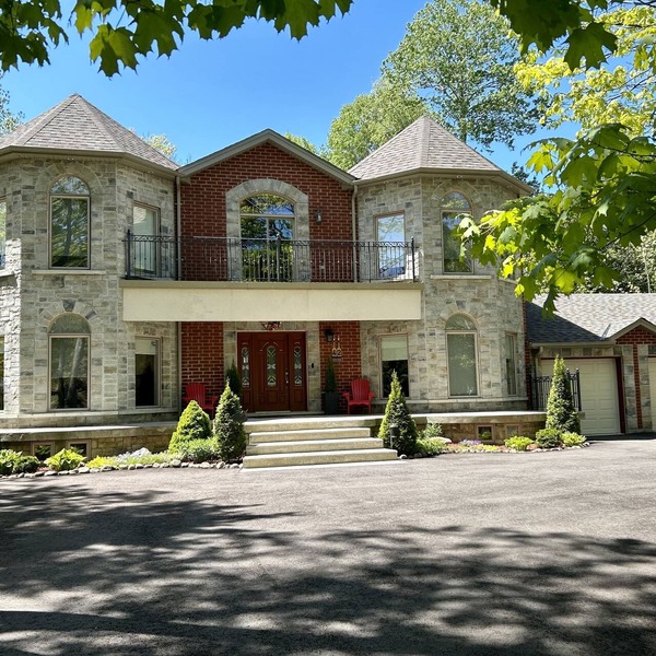 The perfect get away by the Georgian Bay!