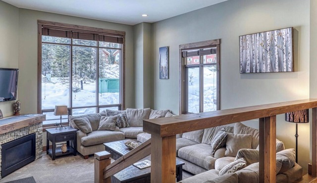 14 Village Walk! - Gorgeous Ski in/out - Great for Families!